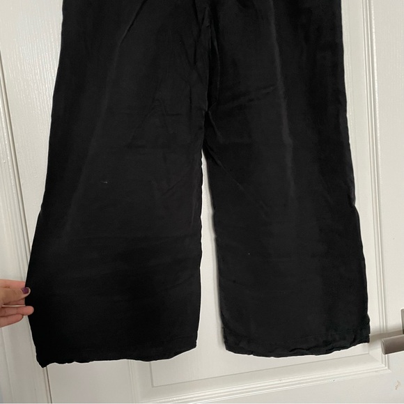 Black American Eagle Culotte Pants - Picture 4 of 4